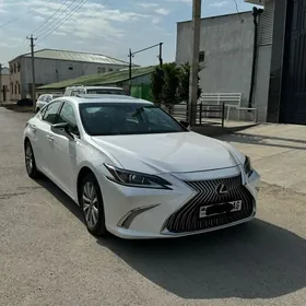 Lexus ES 350 2021