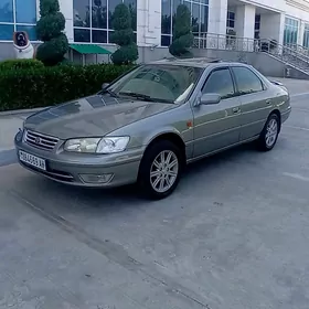 Toyota Camry 2001