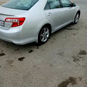 Toyota Camry 2013