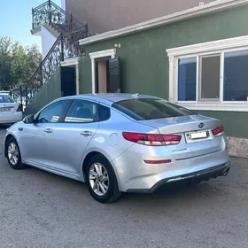 Kia Optima 2020