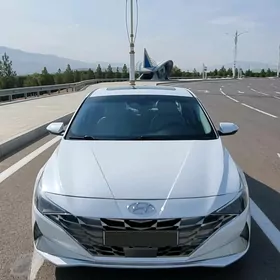 Hyundai Elantra 2021