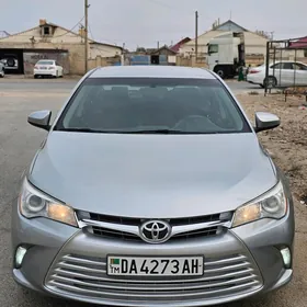 Toyota Camry 2017