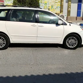 Toyota Sienna 2009