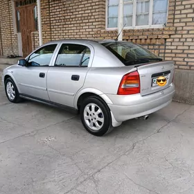 Opel Astra 2002