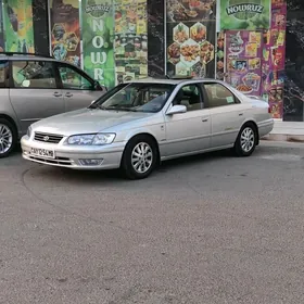 Toyota Camry 2000