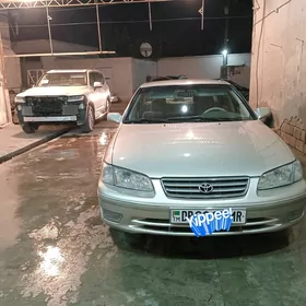 Toyota Camry 1997