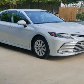 Toyota Camry 2020