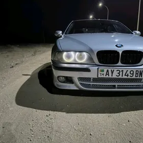 BMW E39 1998