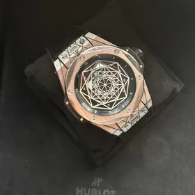 Часы HUBLOT