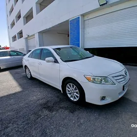 Toyota Camry 2010