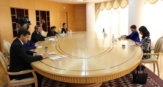 Глава МИД Туркменистана встретился с главой Генеральной конференции ЮНЕСКО
