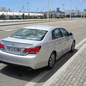 Toyota Avalon 2011