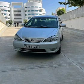 Toyota Camry 2004