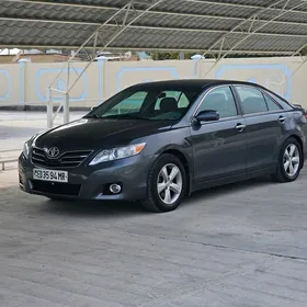 Toyota Camry 2010