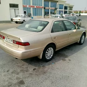 Toyota Camry 1998