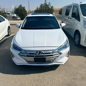 Hyundai Elantra 2020