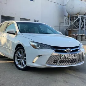 Toyota Camry 2015