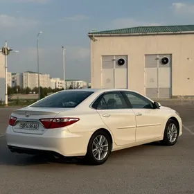 Toyota Camry 2017