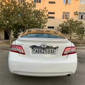 Toyota Camry 2010