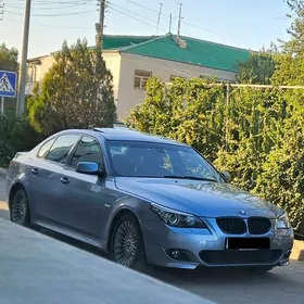 BMW E60 2003