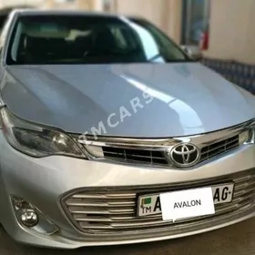 Toyota Avalon 2013