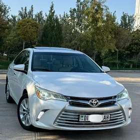 Toyota Camry 2017