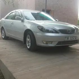 Toyota Camry 2004