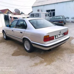 BMW 525 1990