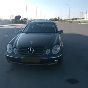 Mercedes-Benz E350 2005