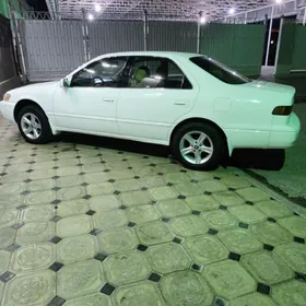 Toyota Camry 1998