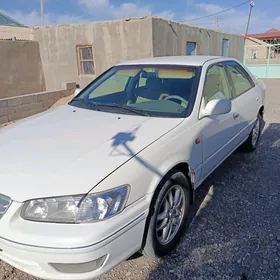 Toyota Camry 2000