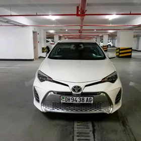 Toyota Camry 2017