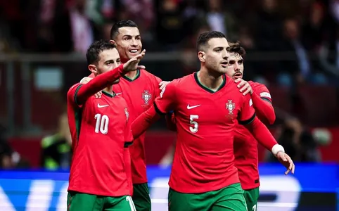 Ronaldu milli ýygyndy üçin resmi oýunlarda 100 ýeňiş gazanan ilkinji futbolçy boldy