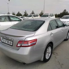 Toyota Camry 2010