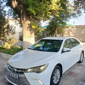 Toyota Camry 2016