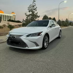 Lexus ES 350 2019