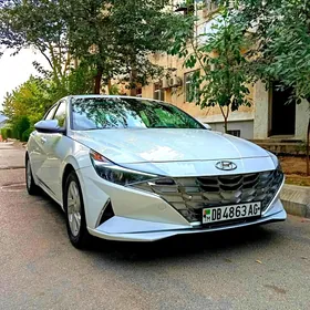 Hyundai Elantra 2021