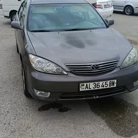 Toyota Camry 2004