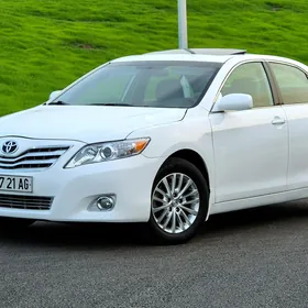 Toyota Camry 2010