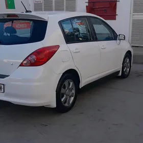 Nissan Versa 2010