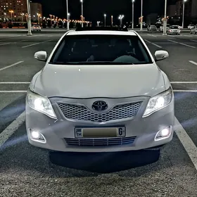 Toyota Camry 2010