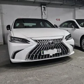 Lexus ES 350 2020