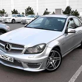 Mercedes-Benz C300 2010