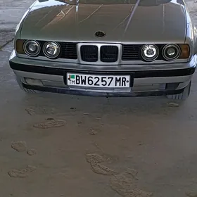 BMW 525 1992