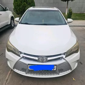 Toyota Camry 2016