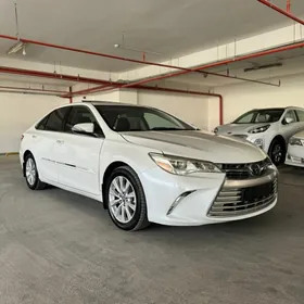 Toyota Camry 2016