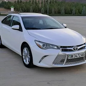 Toyota Camry 2016