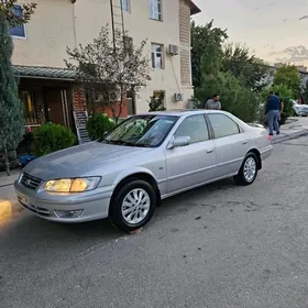 Toyota Camry 1999