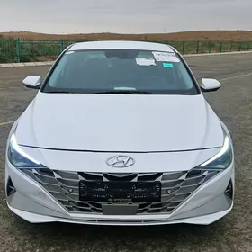 Hyundai Elantra 2021