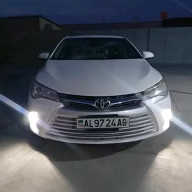 Toyota Camry 2017